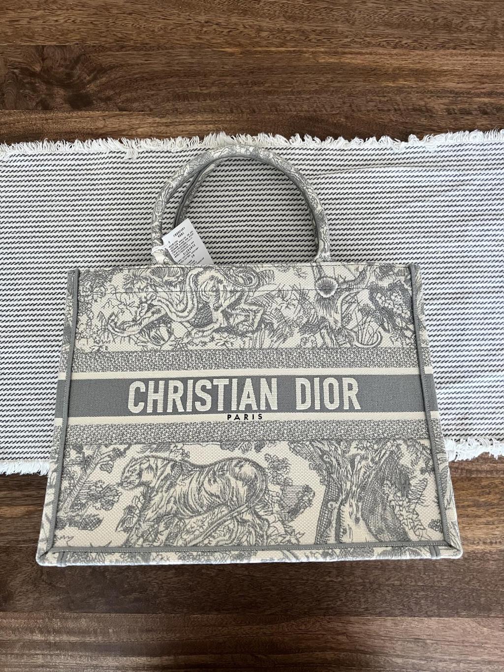 [Review] Dior Book Tote Medium From Angel Factory