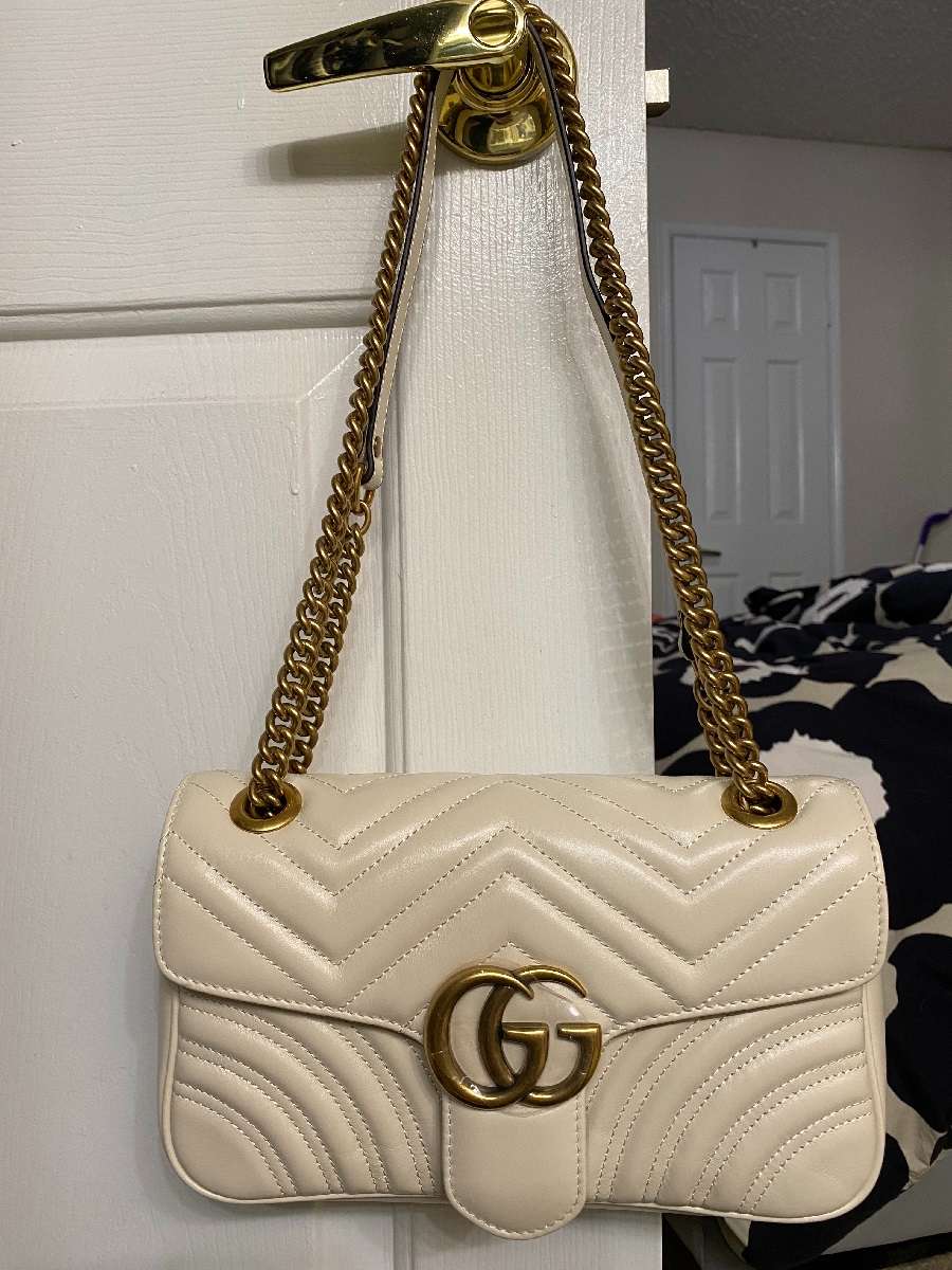 [REVIEW] GUCCI MARMONT SMALL MATELASSÉ SHOULDER BAG IN WHITE LEATHER FROM ORANGE COUCH FACTORY